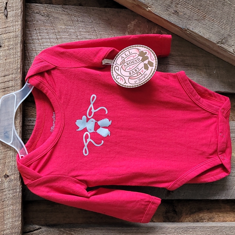 Brand new onesie. 3-6 mths